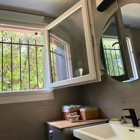 Le Mazet L'intimiste Les Hauts De 別荘 ニーム