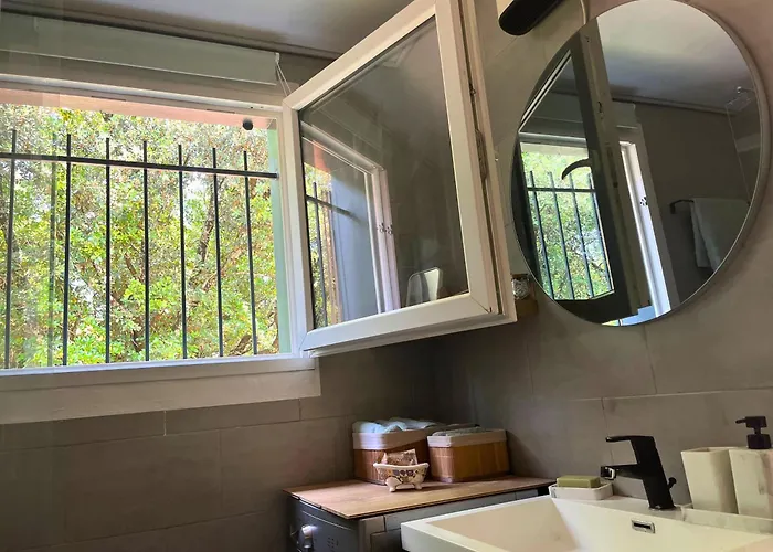 Le Mazet L'intimiste Les Hauts De Holiday home Nimes